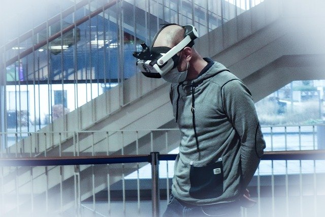 Immersive Technology Explained: How AR and VR Are Shaping the Future of Gaming and Healthcare Augmented and Virtual Reality Technologies: Transforming Industries from Gaming to Medical Education
